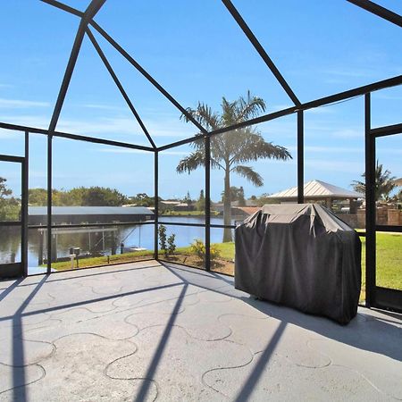 Pet Friendly Canal Front 3-Bedroom Grand Villa With Pool, Linai And Dock Port Charlotte Exterior photo