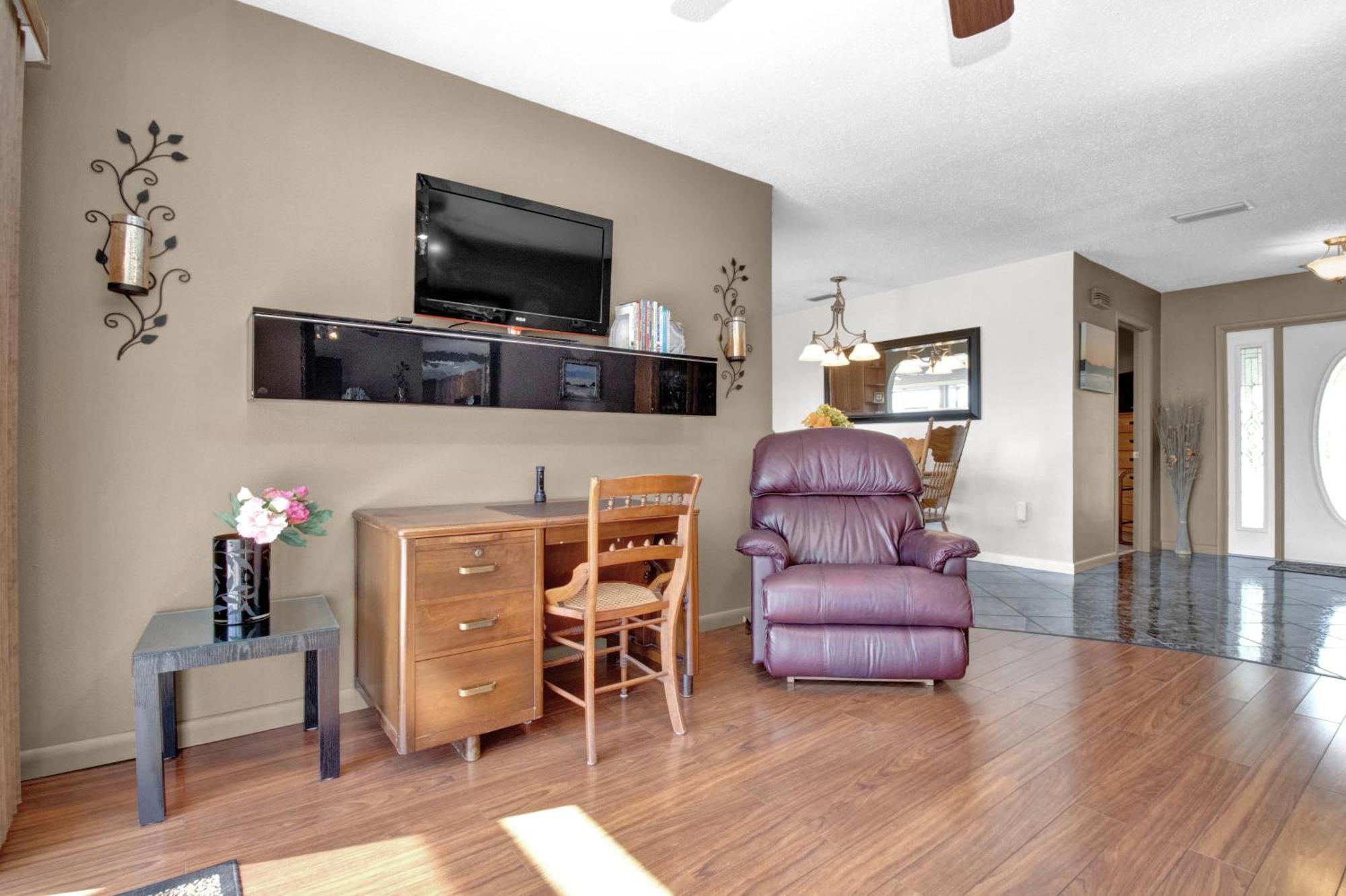 Pet Friendly Canal Front 3-Bedroom Grand Villa With Pool, Linai And Dock Port Charlotte Exterior photo