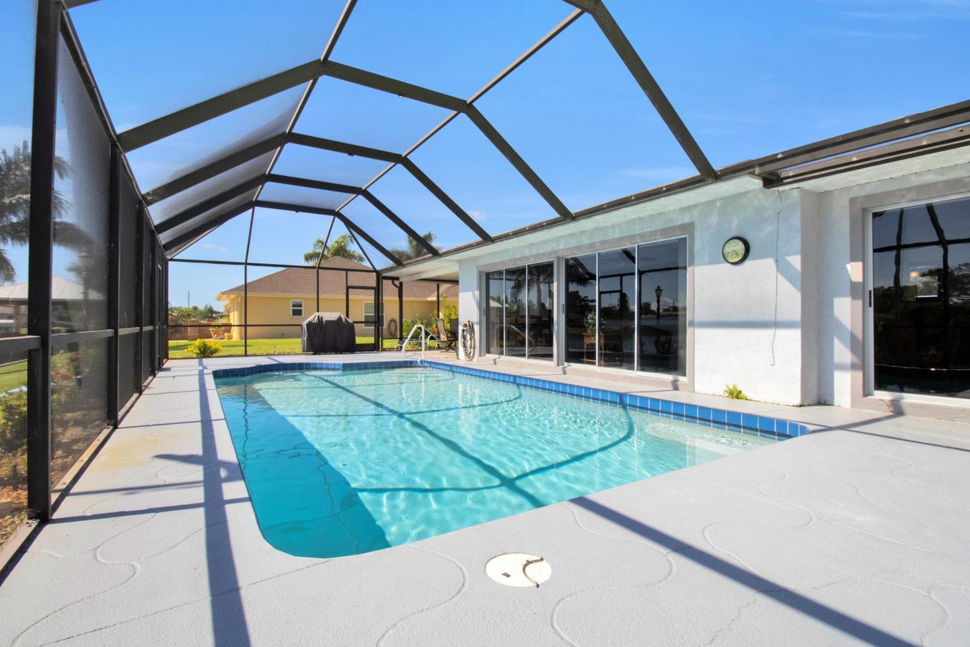 Pet Friendly Canal Front 3-Bedroom Grand Villa With Pool, Linai And Dock Port Charlotte Exterior photo